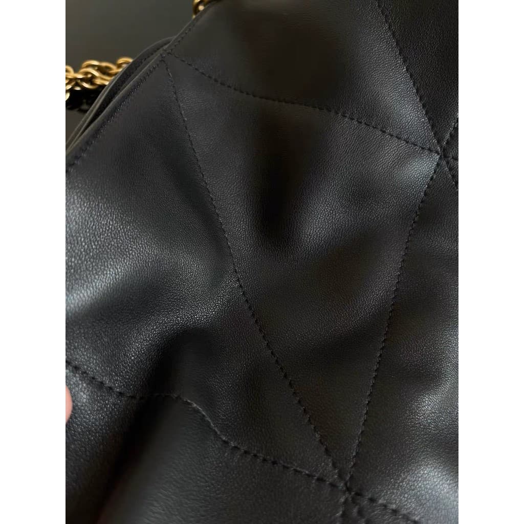 Bolsa de palha Jamie de pele de cordeiro Bolsa balde com cordão Bolsa de ombro Crossbody