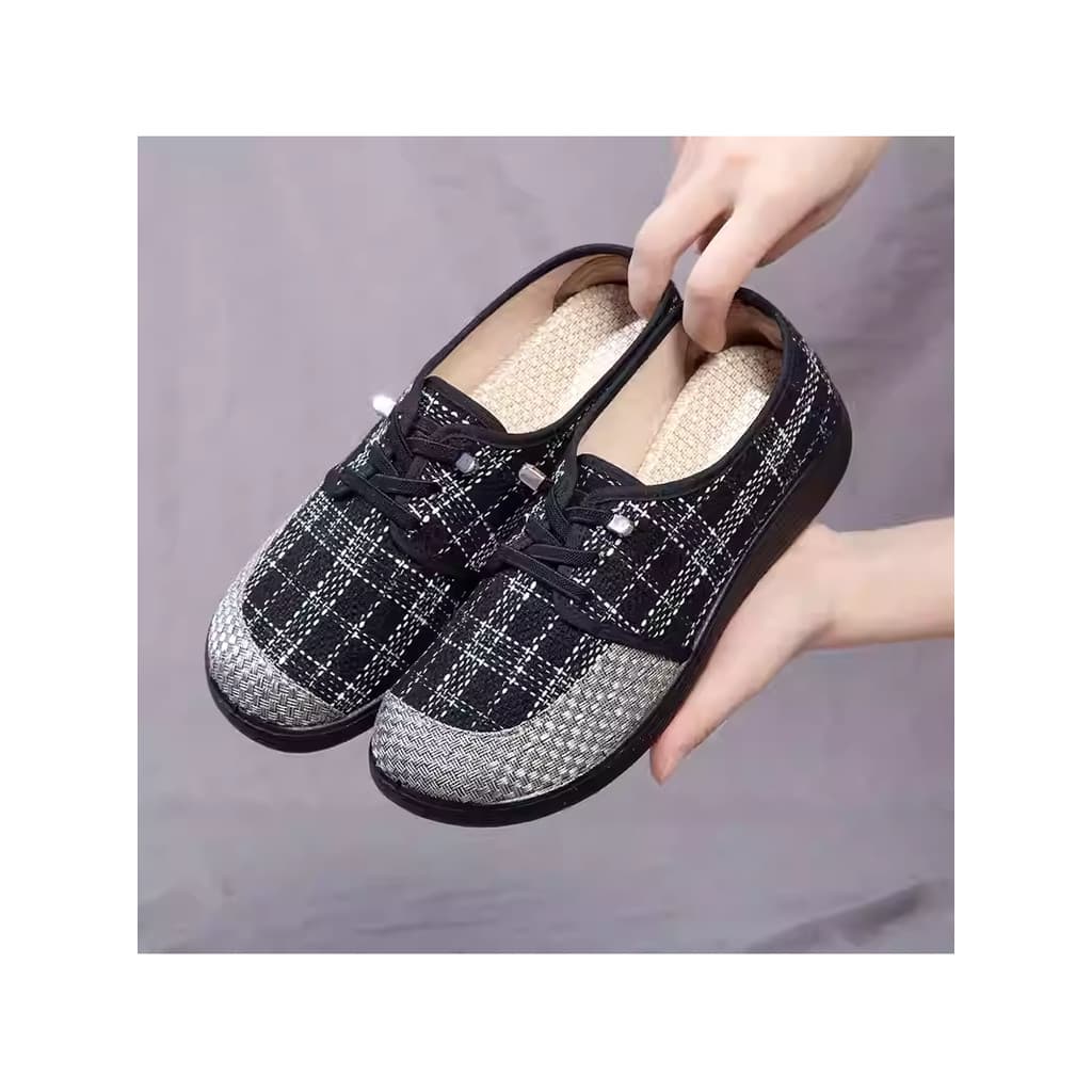Primavera verão novo estilo velho pequim sapatos de pano feminino sola macia antiderrapante mãe de meia-idade deslizamen