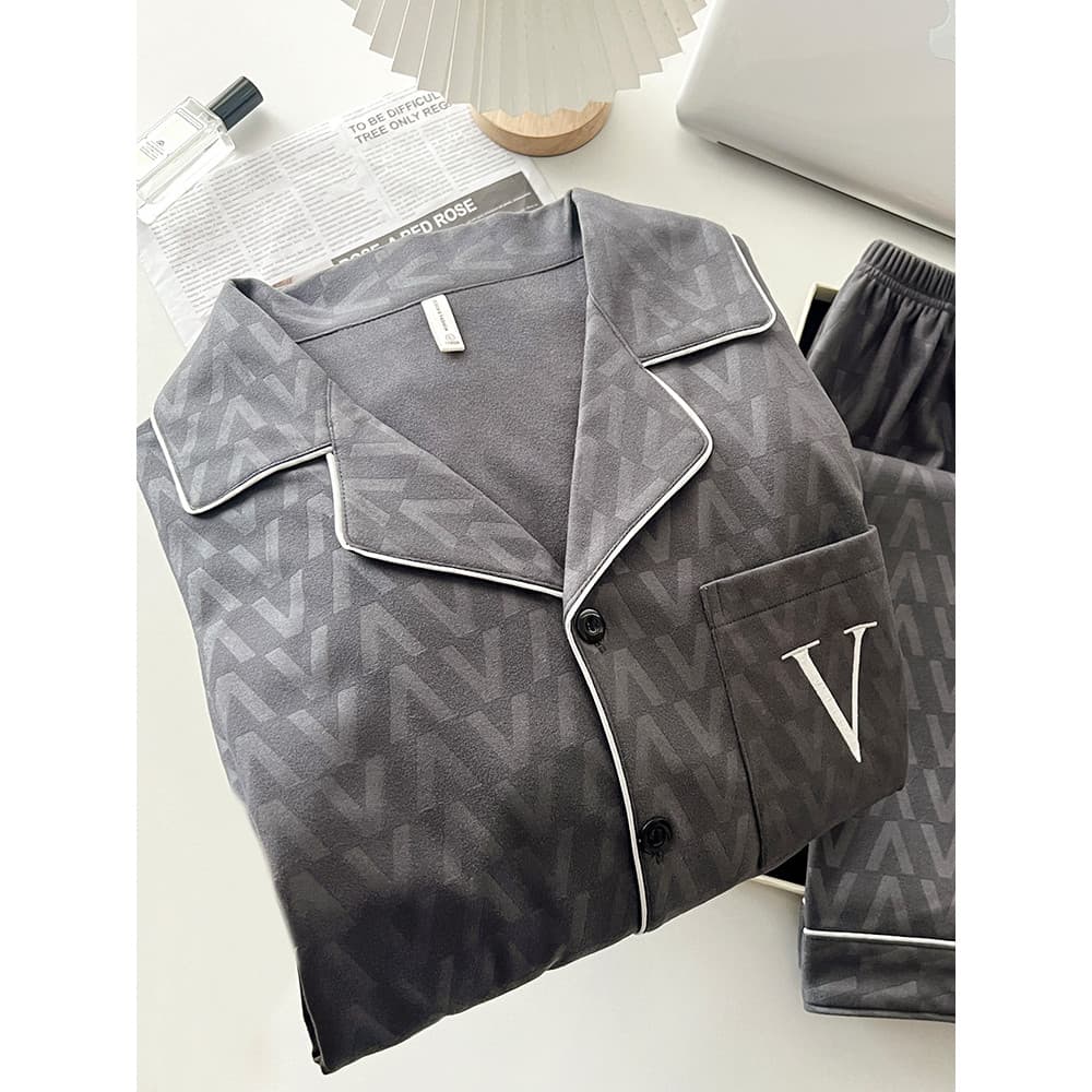 Pijamas de veludo alemão masculino primavera outono inverno 2025 novo estilo masculino fino veludo engrossado quente pod