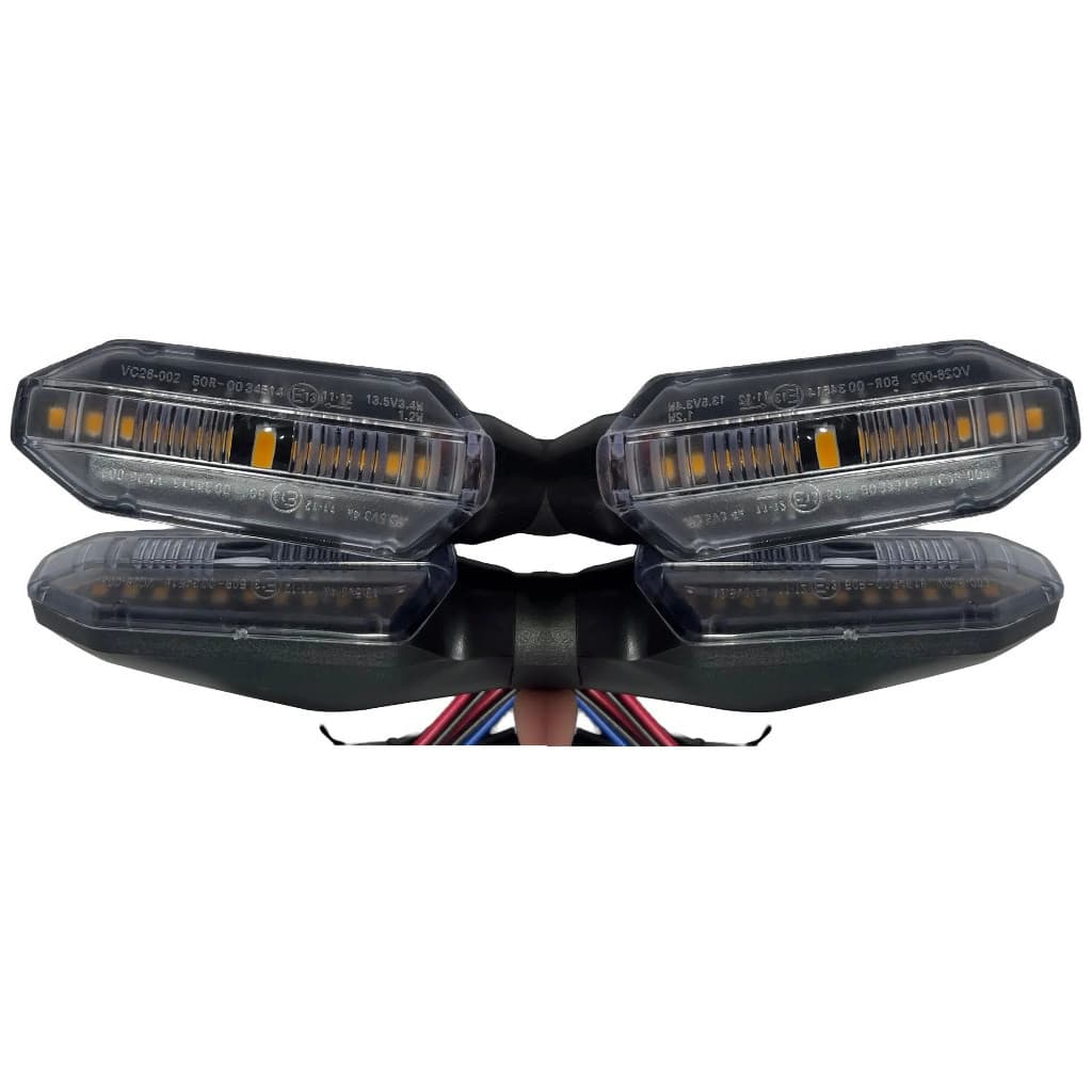 KIT JOGO 4 PISCA LED MOTO UNIVERSAL ESPORTIVO MODELO TWISTER - 2 EM 1 NORMAL E OU SEQUENCIAL LOJAAGORA