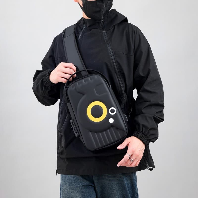 Bolsa mensageiro novo estilo moda masculina High-End sentido código bloqueio saco de peito masculino multifuncional negó