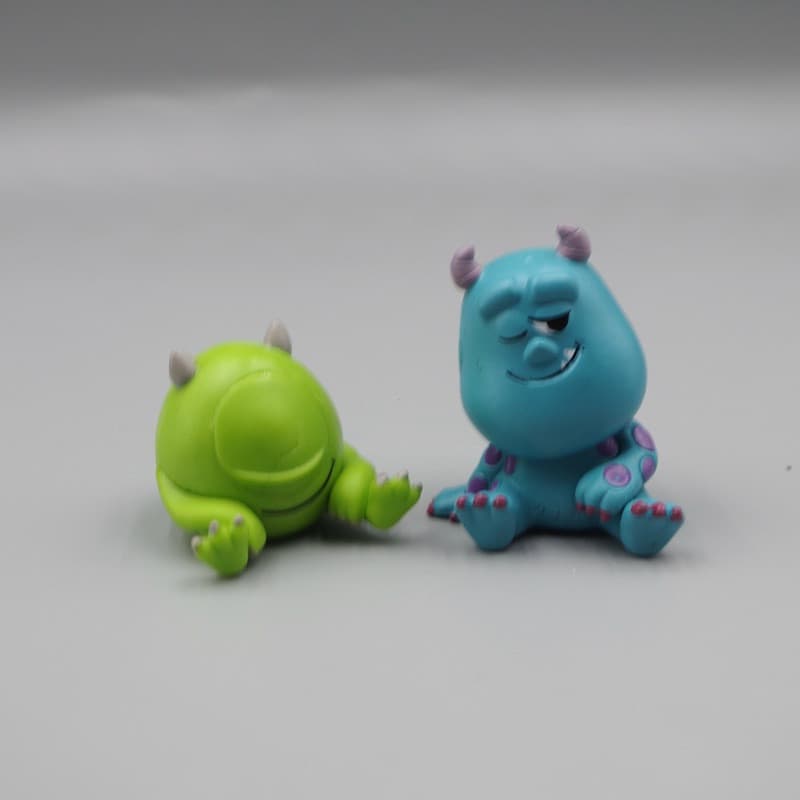 4Pcs/Set 3,5-5,4cm Disney Monsters University James P Sullivan Mike Wazowski Randall Boggs Q Versão PVC Figuras De Ação