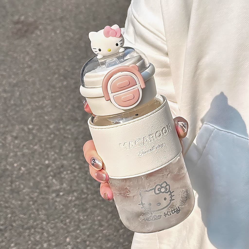 Novo copo de água duplo para beber, copo de palha de alto valor para meninas, hellokitty, resistente a altas temperatura