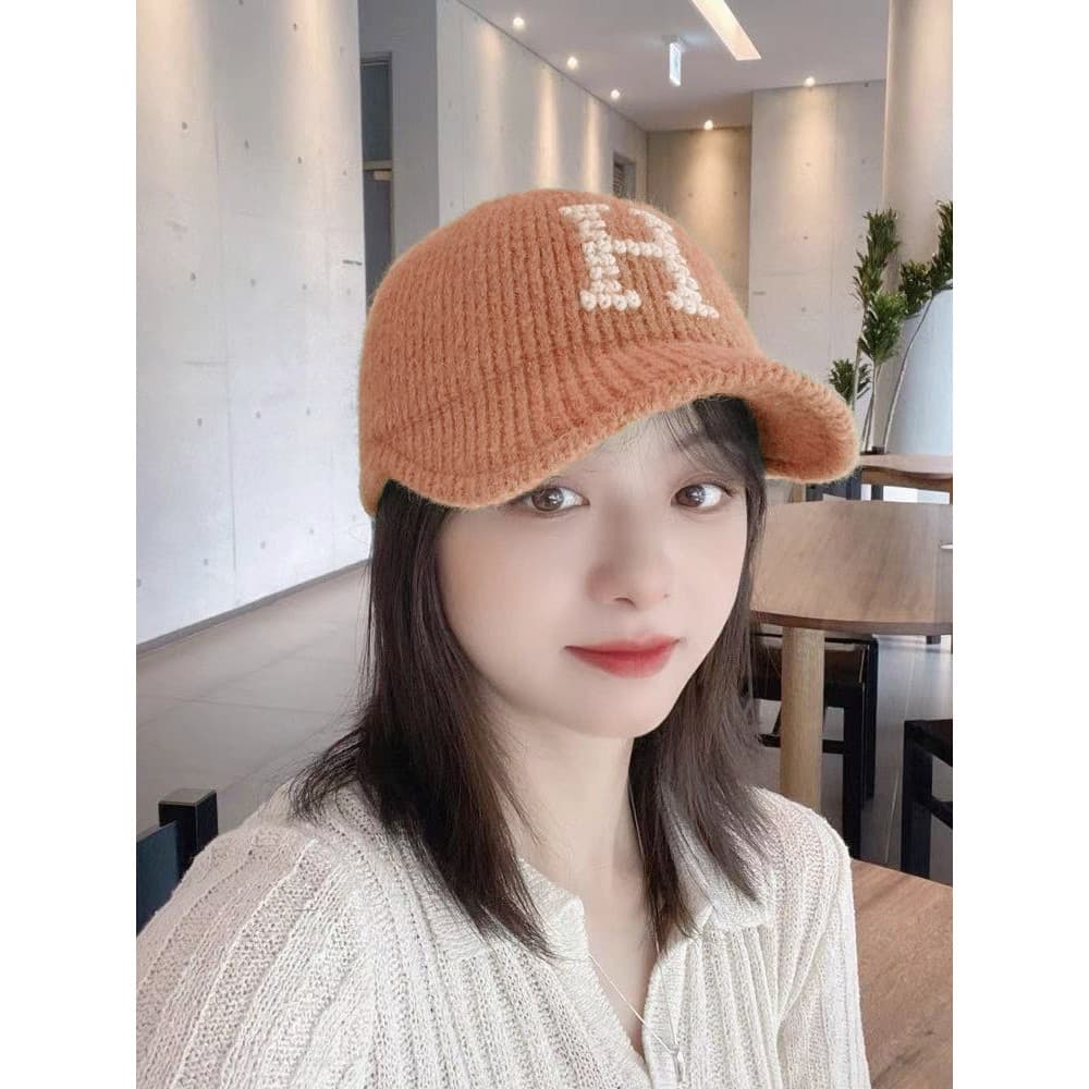 Coreia do sul importado H carta lã de camelo malha chapéu de lã feminino inverno estilo ocidental pequeno rosto profundo
