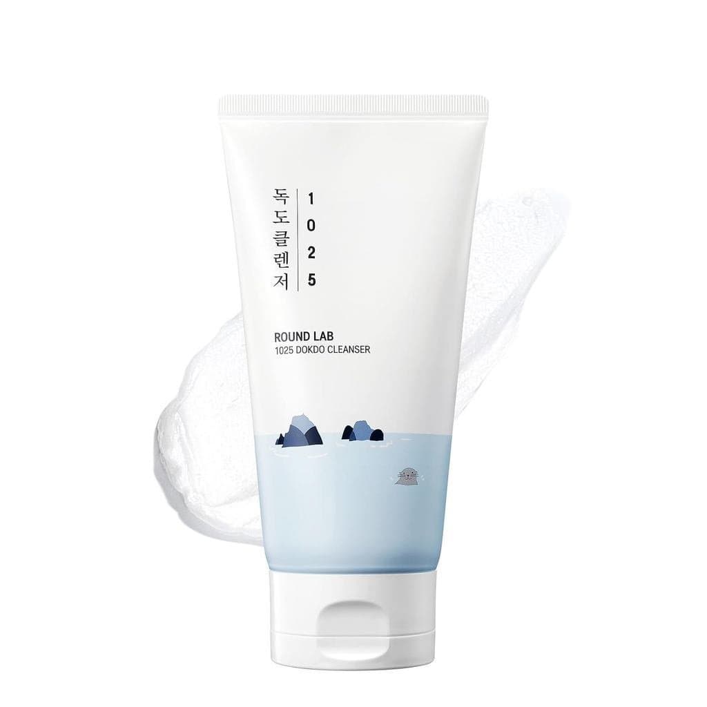 ROUNDLAB1025 Dokdo Cleanser 5,07 onças é um limpador facial de baixo pH adequado para peles sensíveis, com espuma abunda