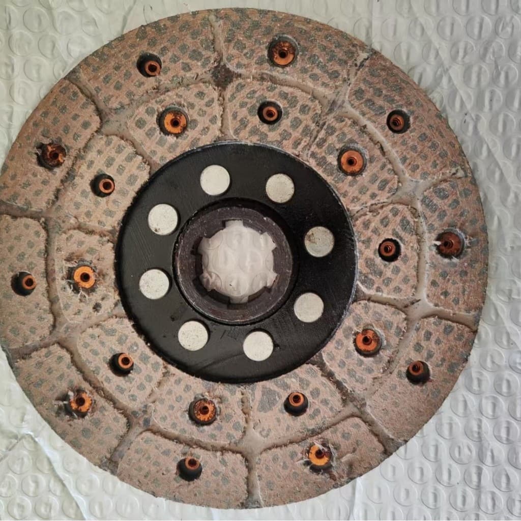 Disco de embreagem agrícola de três rodas e quatro rodas 464V