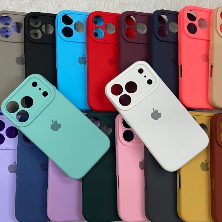 CAPINHA IPHONE 17 PRO SILICONE INTERIOR AVELUDADA COM CÂMERA FECHADA