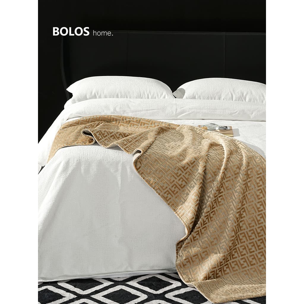 BOLOS HOME {Gilt} Luz italiana de luxo padrão de papel cobertor corte de lã dourado cobertor dourado modelo bandeira de