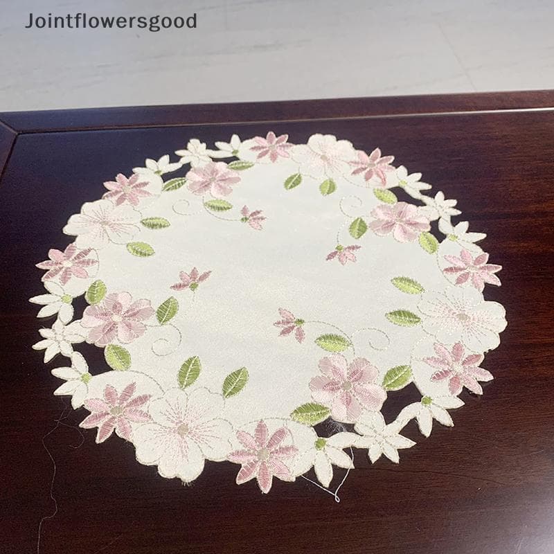 JTFG Popular Rodada Rosa Flor Bordado Mesa Place Mat Pad Pano Placemat Doily Café Chá Coaster Cozinha Copo Decoração De