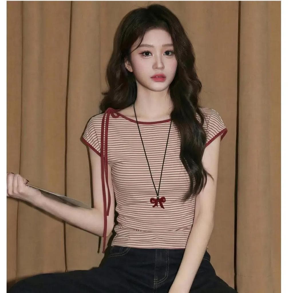 [Venda com desconto por tempo limitado] 2026 Verão Slim-fit Slimmer Look Elegante All-match Gola Redonda Top, Coreano Ca
