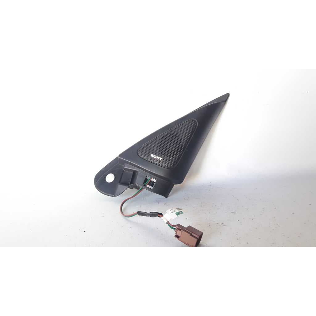 Tela Twitter Dianteiro Direito Ford Fusion 10/2012 Original Preto
