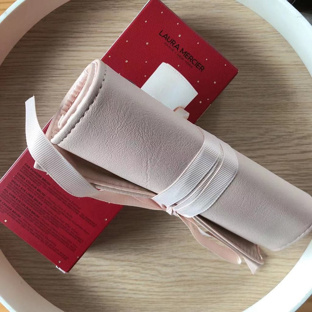 Laura Mercier Laura Conjunto de maquiagem Pincel de sombra Pincel de Blush Pincel de base Pincel de contorno Pincel de m