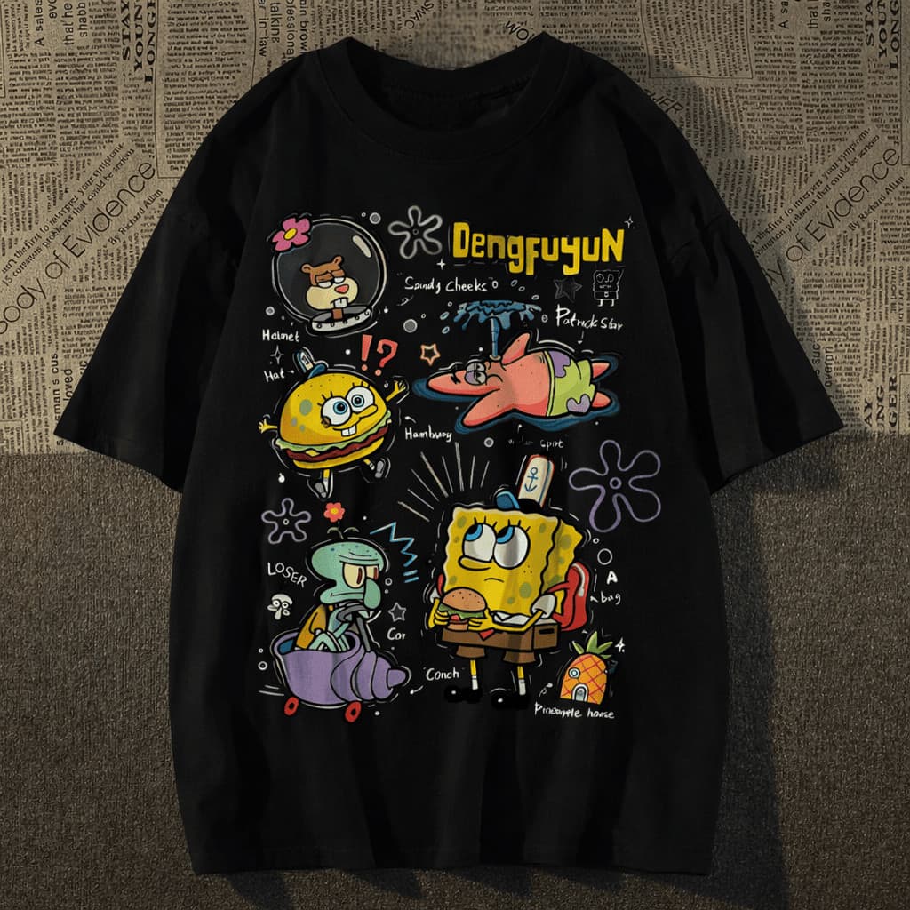 Camiseta Branca Unisex, Design Personagens de Bob Esponja Estiloso Texto "Dengfuyun"  Premium