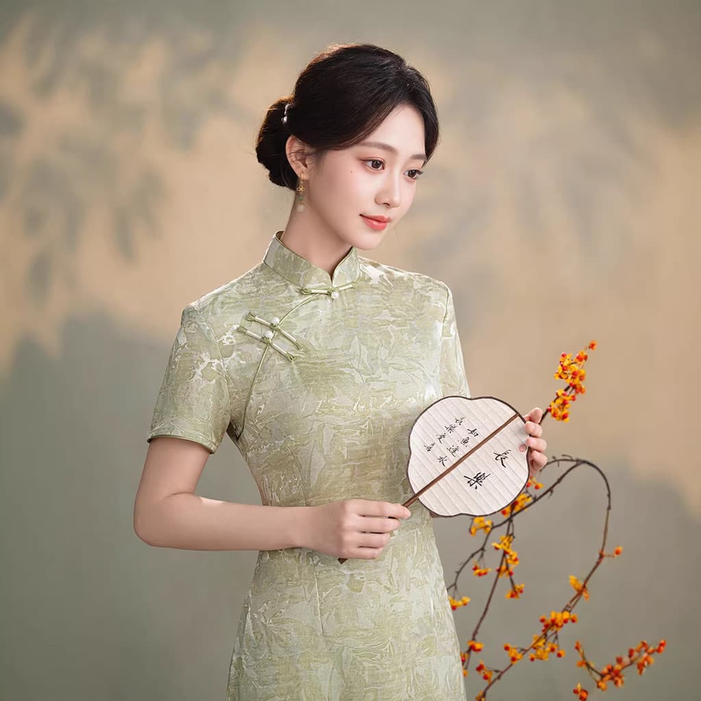 2026 novo estilo chinês estilo chinês novo estilo verão temperamento melhorado Slim-fit verde Cheongsam