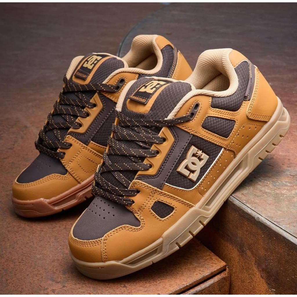 Tênis D_C Shoes Stag Manteca 4 Skate Beige Brown Pronta Entrega Cores Novas.