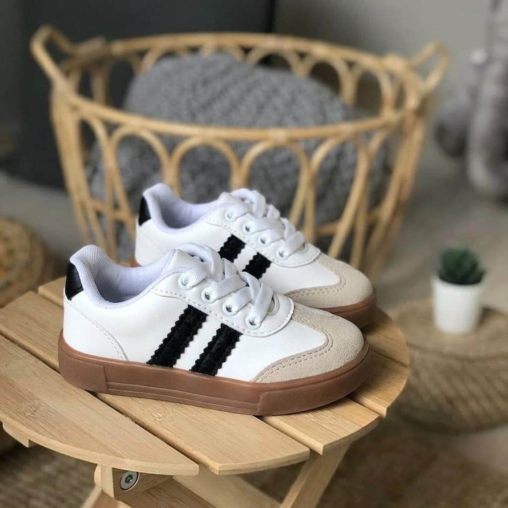 Tênis Infantil Casual Branco com Listras Pretas Super Confortável #MASTEROUTLETT