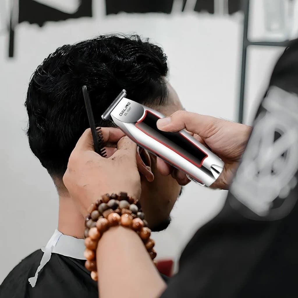 Aparador Barba e Cabelo Recarregável Bivolt Sem Fio Profissional Precisão