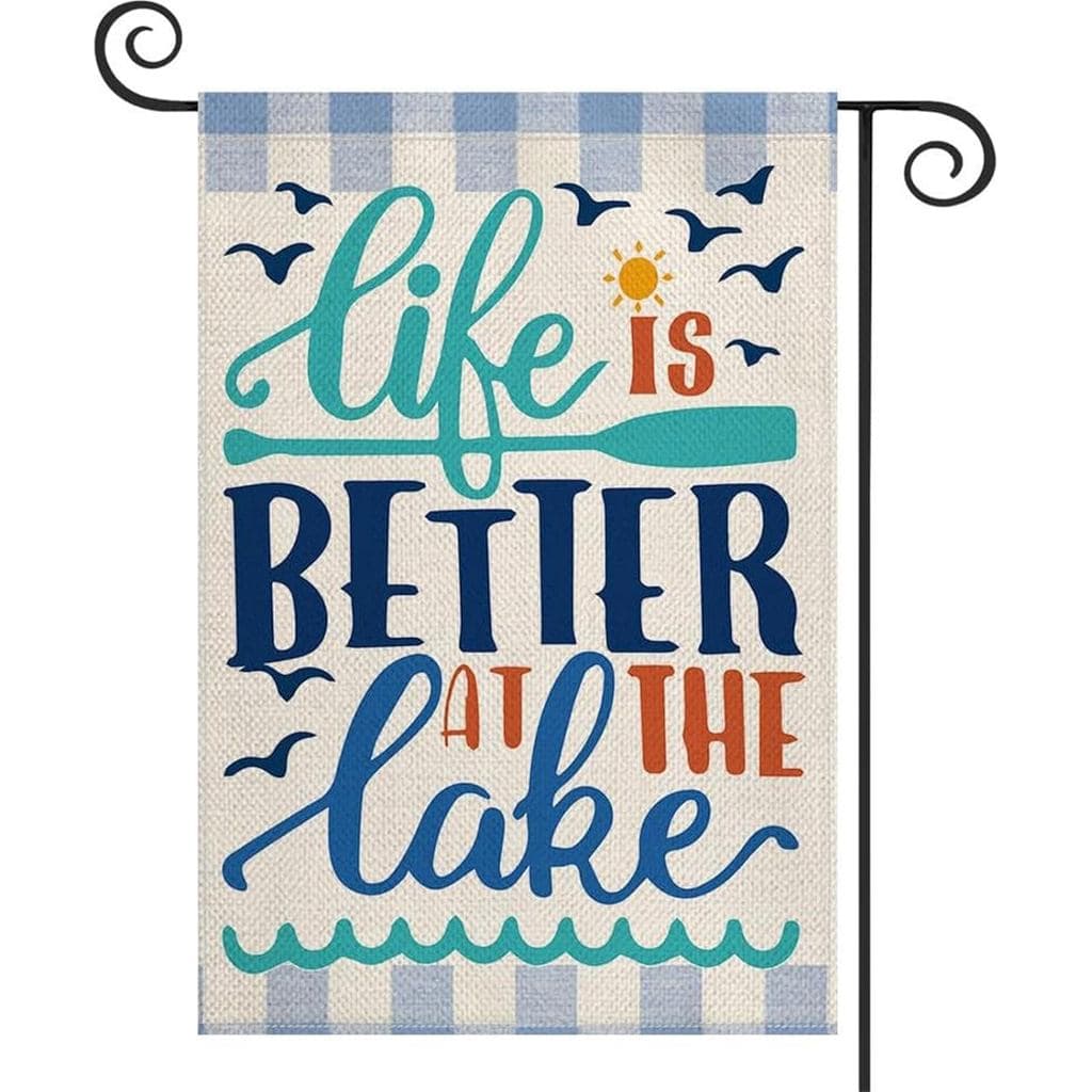 A Vida É Melhor No Lago - Bandeira Decorativa de Jardim 12x18 Polegadas, Dupla Face, Decoração de Férias à Beira do Lago