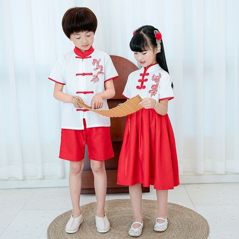 Crianças crianças homens mulheres trajes estilo chinês poesia recitação jardim de infância estudantes do ensino fundamen
