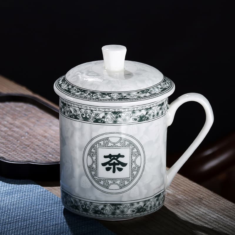 Xícara de chá de cerâmica Jingdezhen de grande capacidade (500ml) com tampa, xícara de conferência de porcelana azul e b