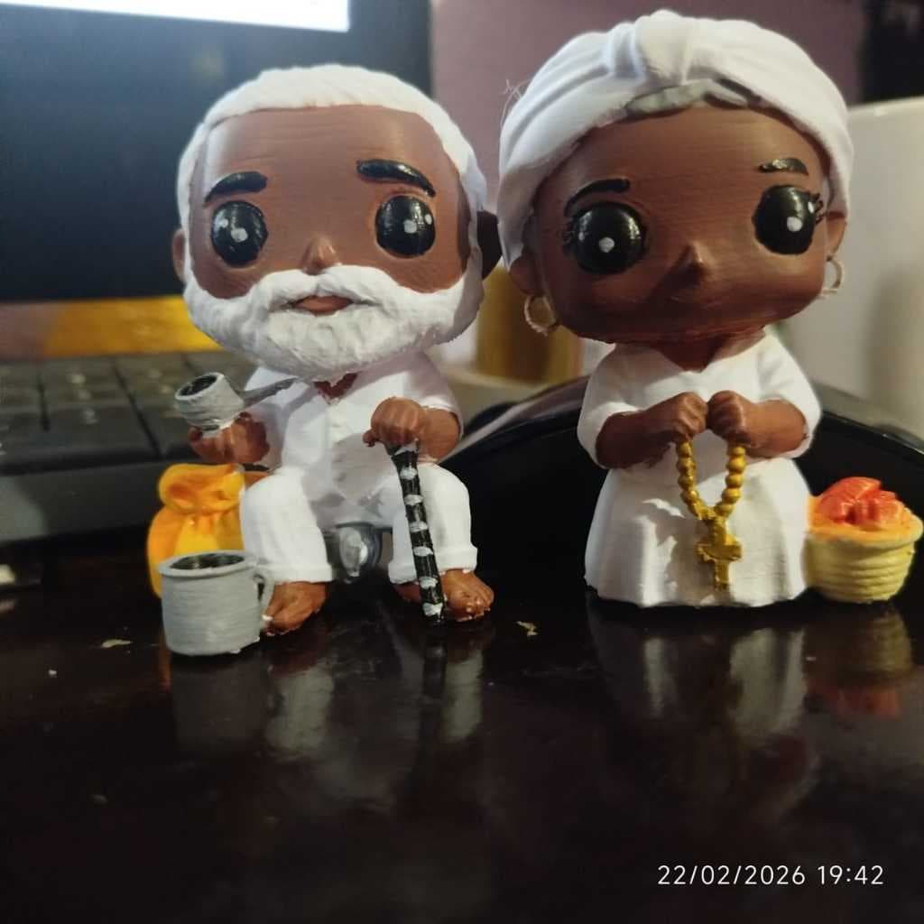 Bonecos Religiosos Artesanais – Peças Exclusivas Pintadas à Mão | Decoração Espiritual