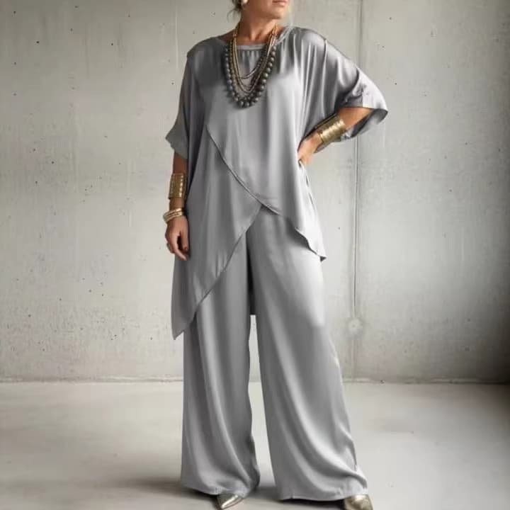 Conjunto Feminino Europeu de Duas Peças para o Verão de 2026: Conjunto Casual Solto de Cetim com Decote Redondo e Barra