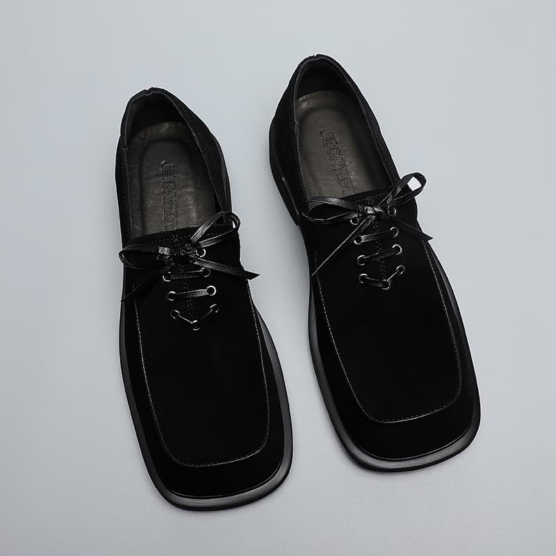 Novo couro fosco masculino dedo do pé quadrado deslizamento estilo britânico negócios Casual All-Match na moda mocassins