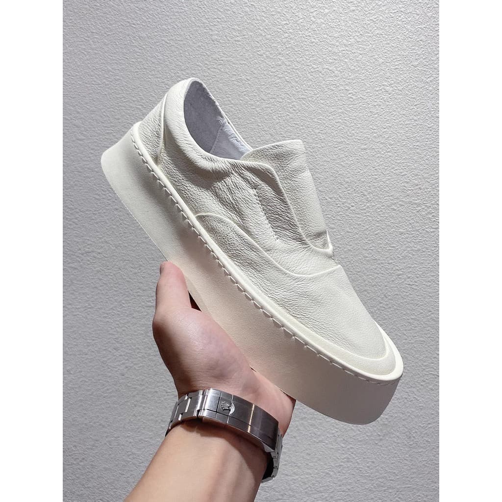 Sapatos brancos de sola grossa masculino novo estilo respirável All-Match sapatos da moda japonês simples deslizamento C