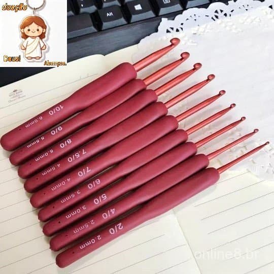 Conjunto de 9 peças de agulhas de crochê Etimo Tulip.   Acessórios Vermelhos Tricotados à Mão Vermelhos