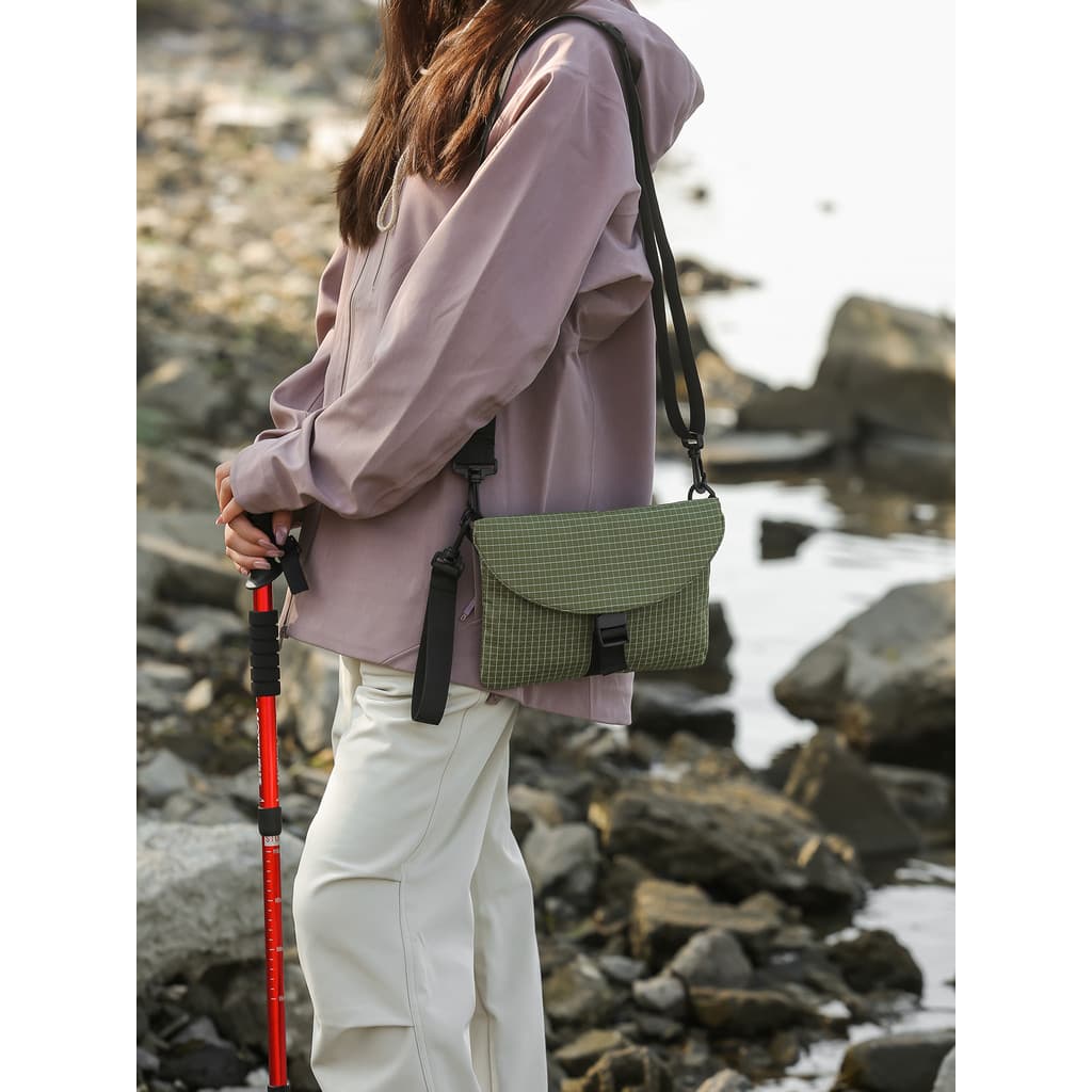 Novo High-End saco do mensageiro nicho Design Commuter bolsa de ombro legal único saco do telefone móvel verificado saco