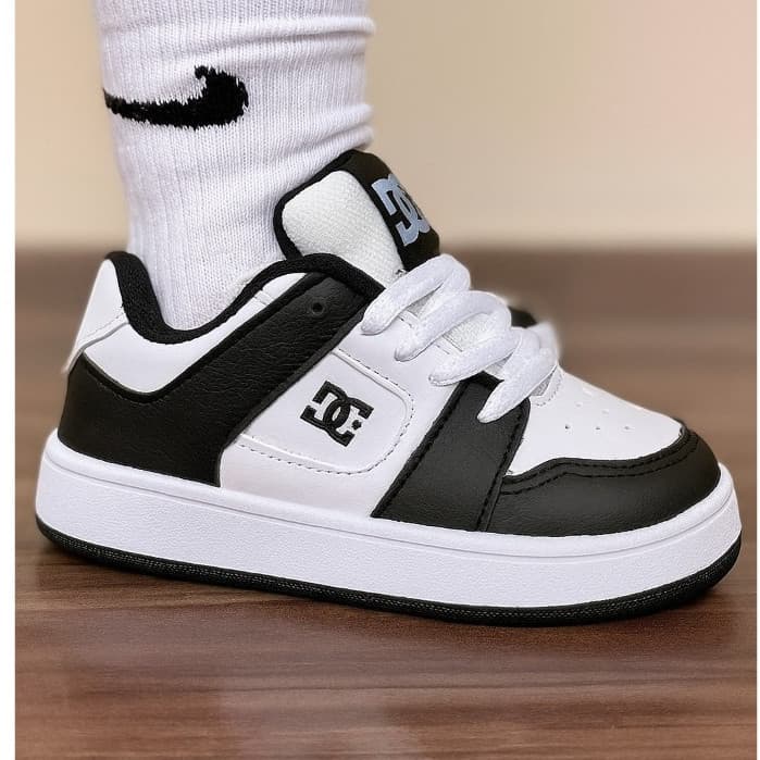 Tênis infantil americano dc shoes 26 ao 33 skatista classic unissex sola reta