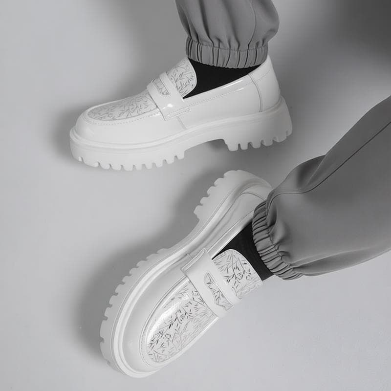 Estilo nacional na moda sapatos de couro branco mocassins masculinos de sola grossa aumentando sapatos casuais moda leve