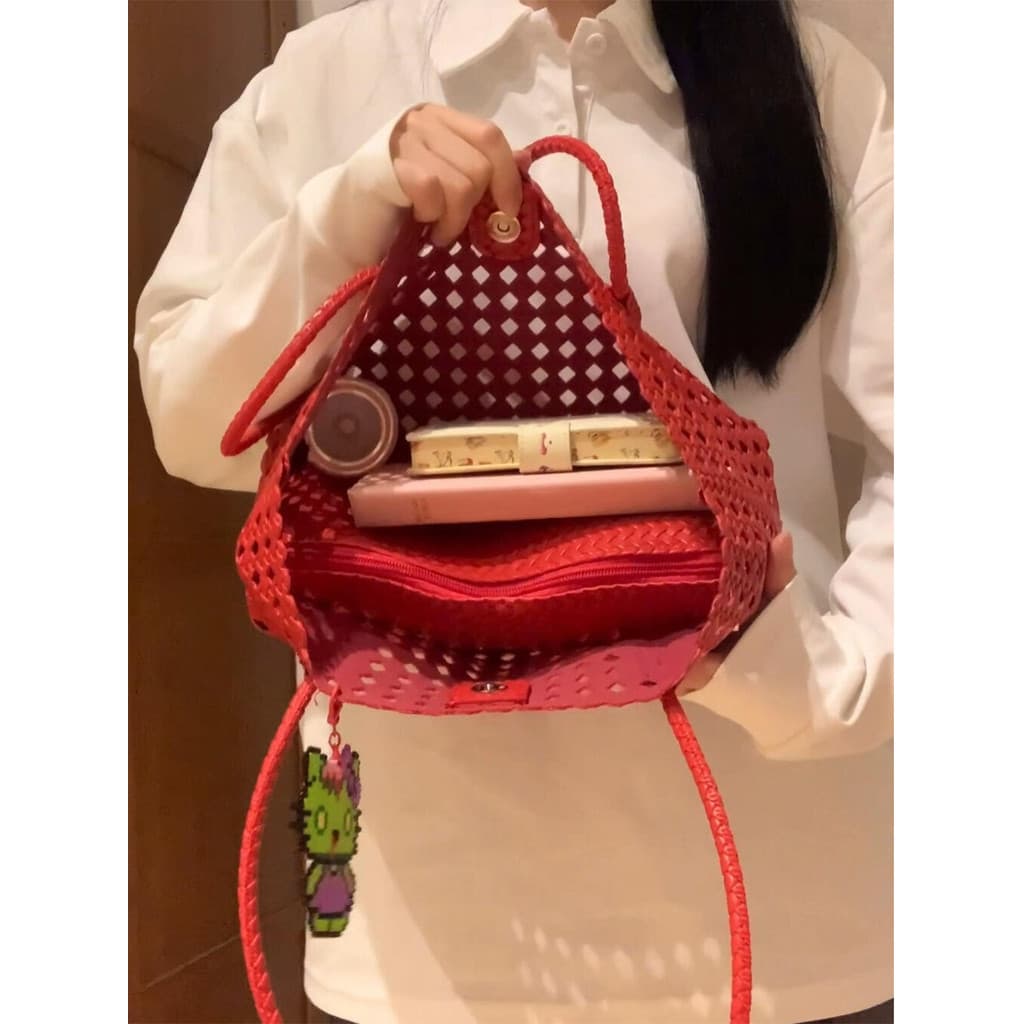 Diariamente Commuter vermelho oco axilas saco feminino 2026 novo estilo textura requintada Super quente saco de casament