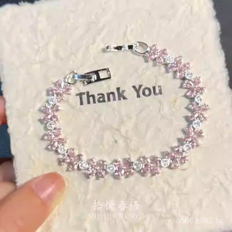 Pulseira de Borboleta com Diamantes Rosa Brilhantes para Mulheres, Novo Modelo 2026, Luxo Leve, Exclusiva, Joia de Alta