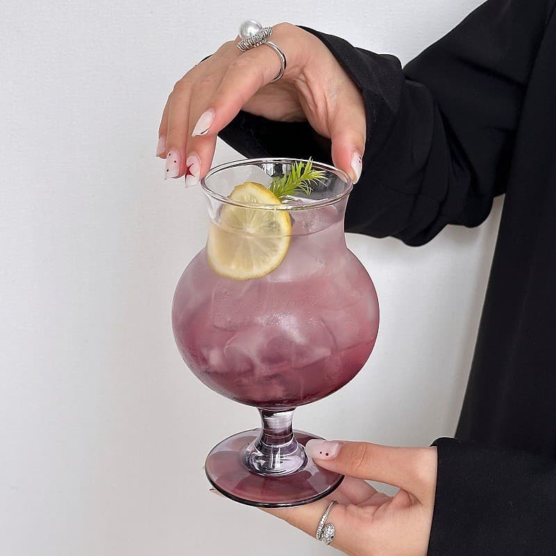 Cálice de vento roxo charme alto valor frutas chá água espumante suco bebida fria vidro Cocktail vidro