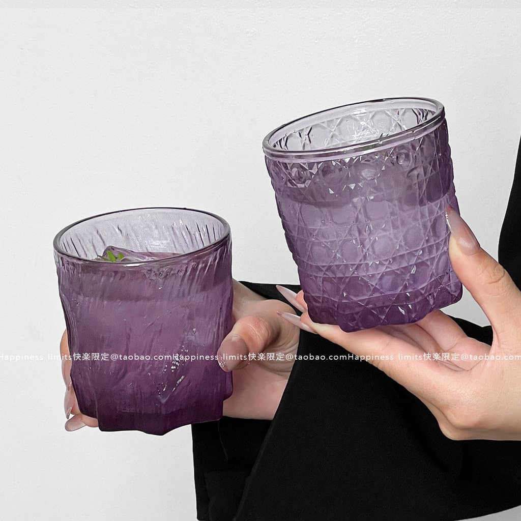 Copo de Vidro Roxo com Gelo Premium | Taça para Whisky com Design Gelado e Textura Cristalina