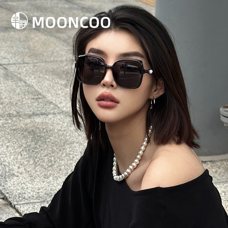 Kou 2026 novo estilo grande quadro pérola óculos de sol à prova ultravioleta moda rua tiro Xiaohongshu transmissão ao v