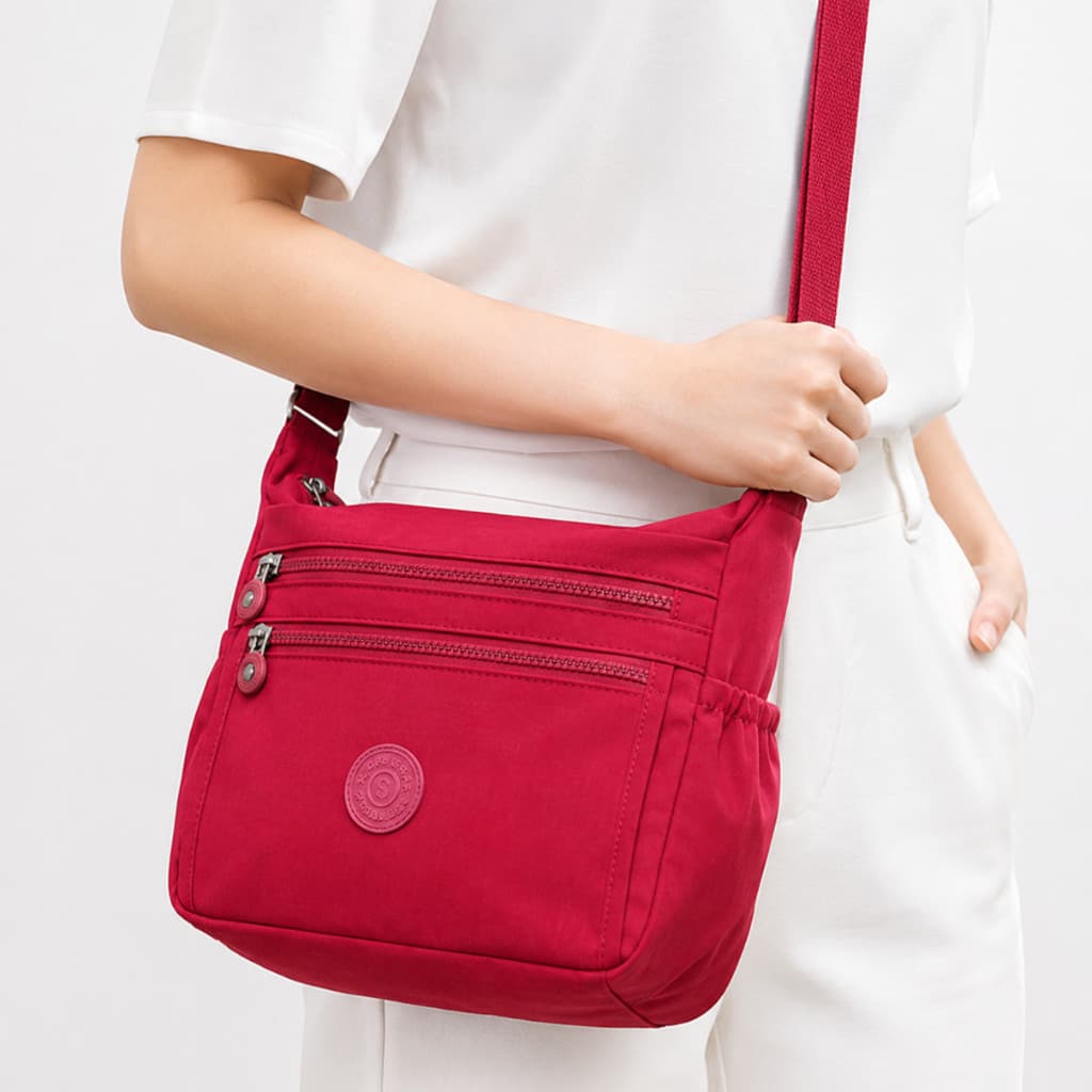 Bolsa Crosbody Lateral Transversal de Ombro Feminina Compacta e Moderna