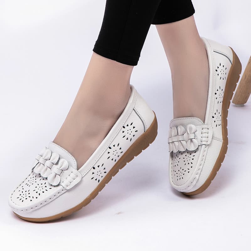 2026 Primavera Verão Novos Sapatos De Enfermeira Casual Oco Únicos Femininos Feijão Mãe Oxford Sola