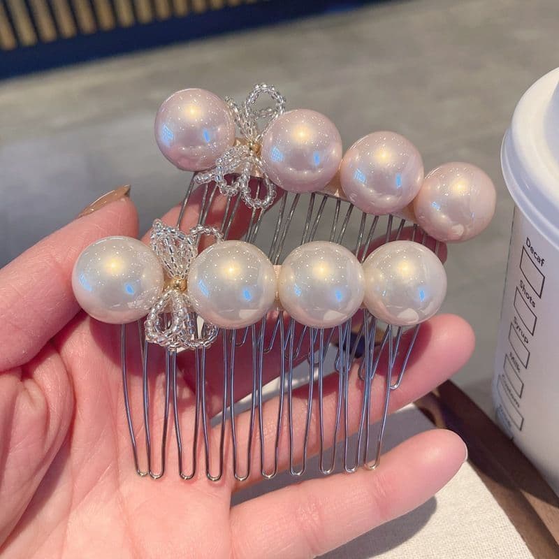 Pente de cabelo de pérola doce feminino, estoque pronto, sensação de alta qualidade, laço, decoração, grampo de cabelo,