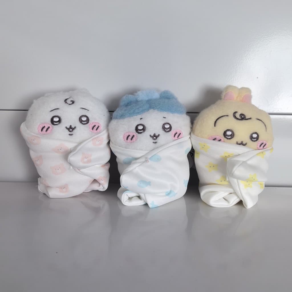 Kawaii Chiikawa Bebê Com Colcha Brinquedo De Pelúcia Bonito Hachiware Usagi Chaveiro Saco Pingente Presente Das Crianças