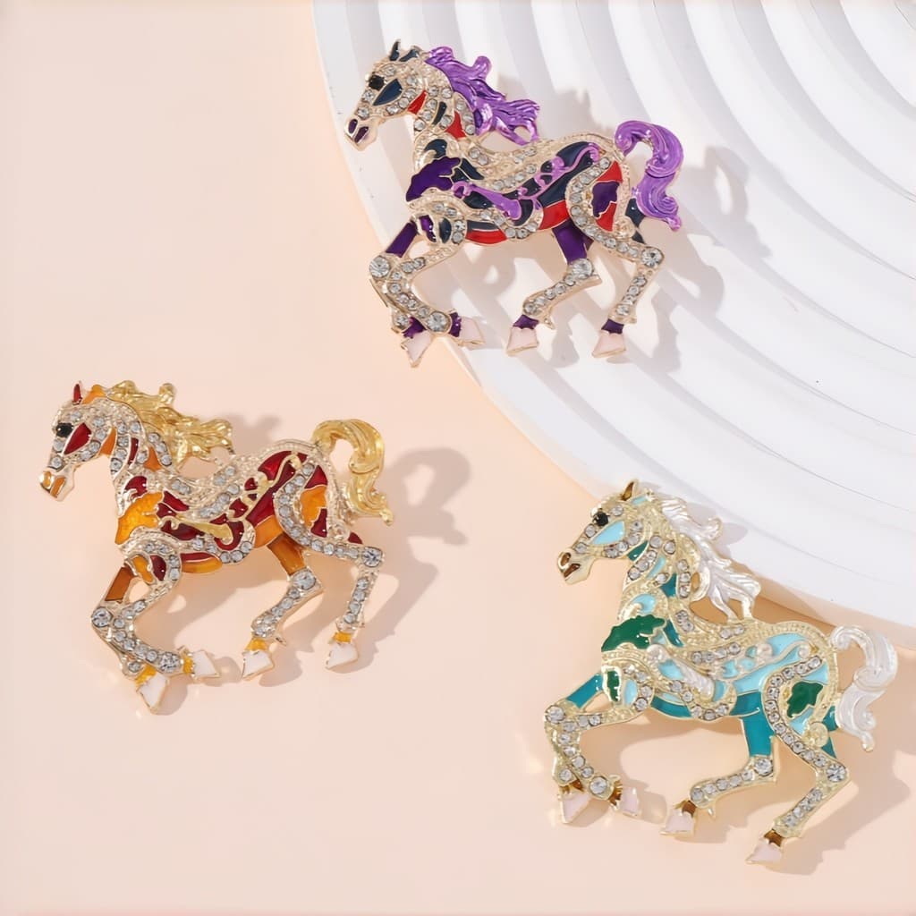 Broche Pin Forma de Cavalo Ano do Cavalo Tema Boa Sorte Cabeça Significado Roupas Corsage Acessórios