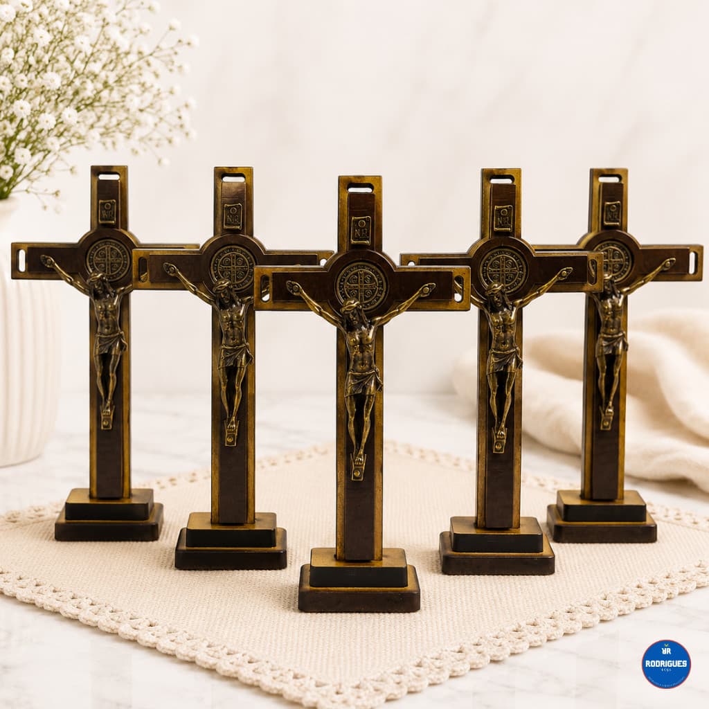 Kit 20 Cruz Crucifixo De Madeira Parede Mesa São Bento Pequeno 15 cm