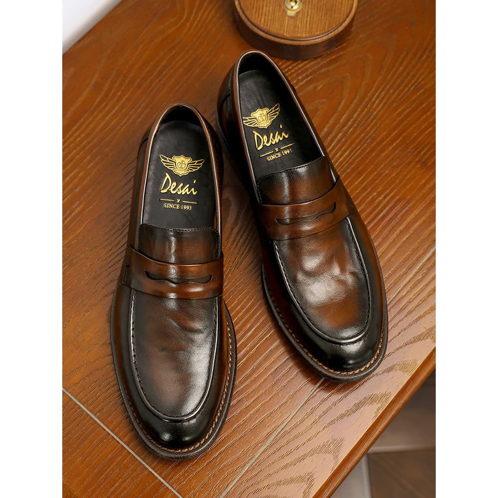 Mocassins masculinos de couro genuíno 2026 novo estilo ervilhas de um Pedal sapatos masculinos de sola macia confortável