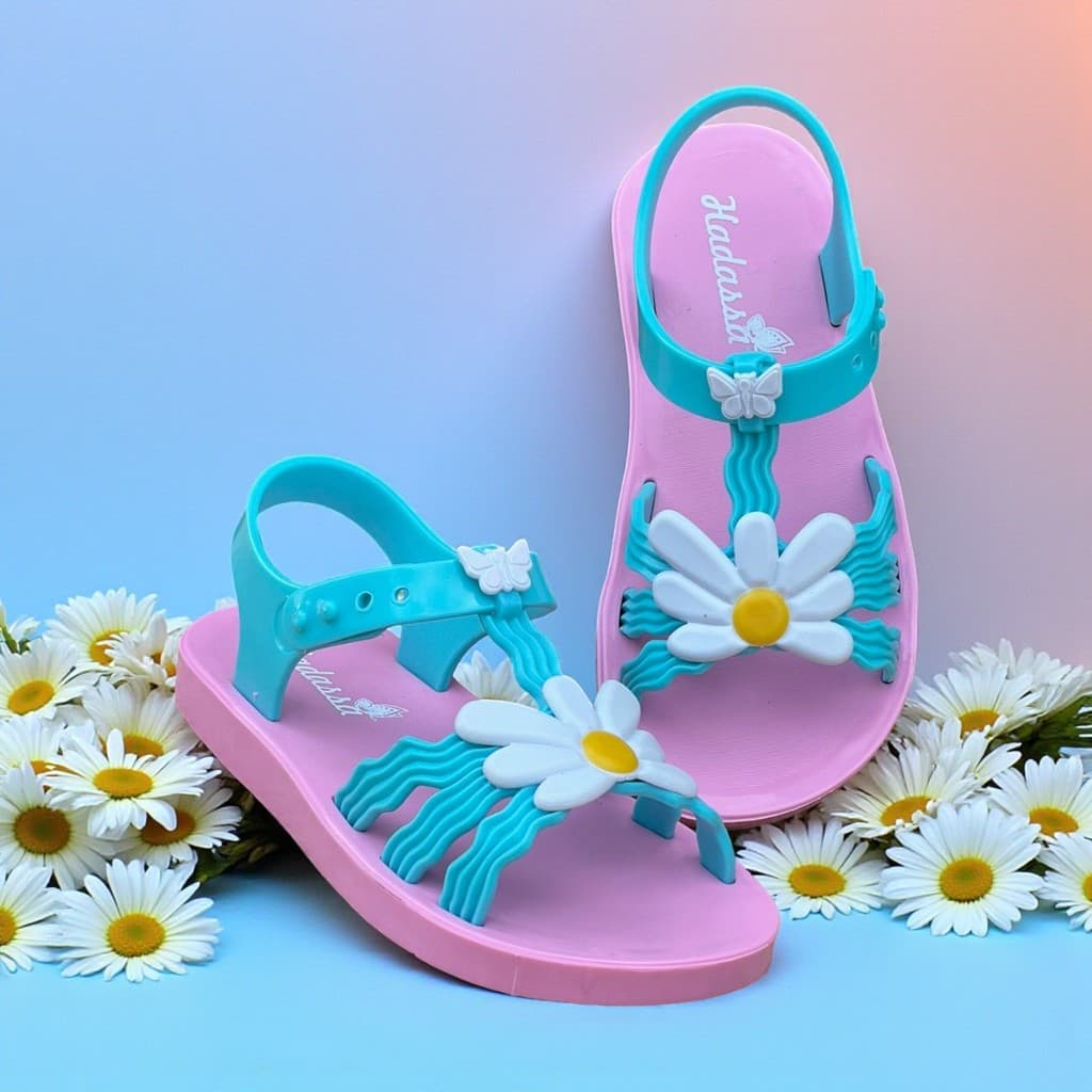 Sandália Infantil Menina Linda Moderna Macia Com Flor Margarida Borboleta
