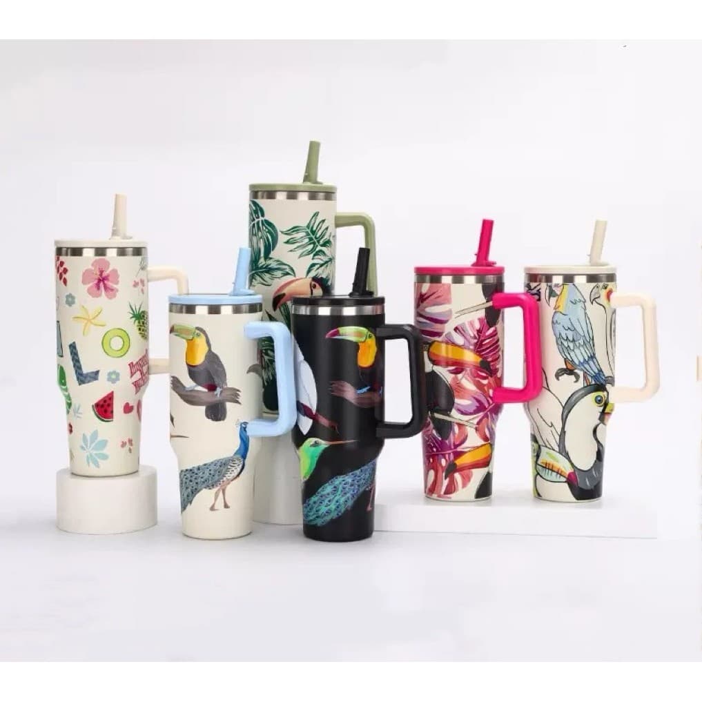 COPO TERMICO DE 1200ML COM ALÇA E CANUDO ESTAMPADO BIRDS PASSAROS TUCANO ARARAS FAM  FAUNA//Bico de canudo oculto