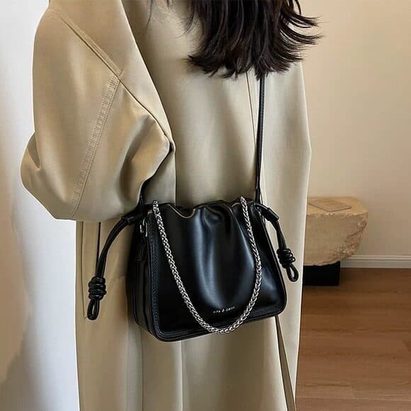 High-End Super quente pequeno saco senhoras 2026 novo estilo All-Match requintado nuvem saco do mensageiro luz luxo nich