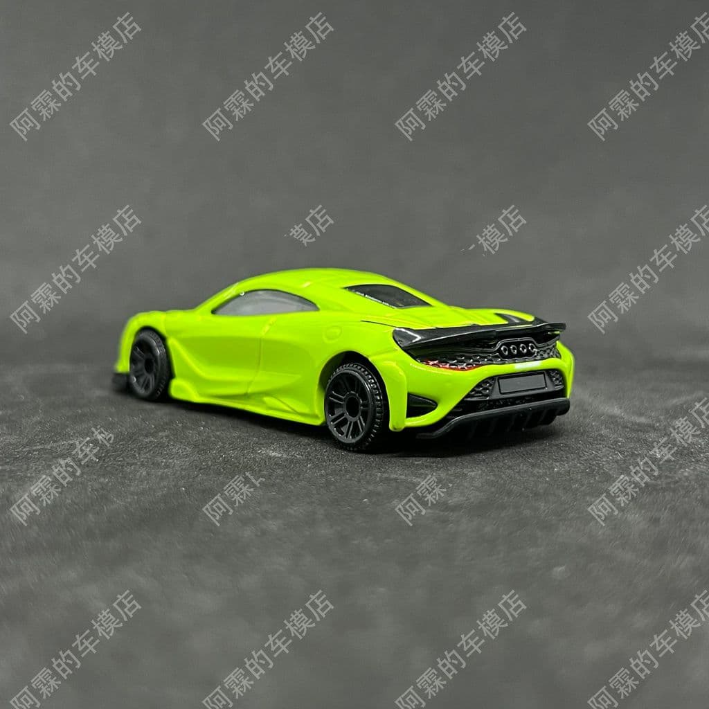 Miniatura de Carro McLaren 765LT em Liga Metálica 1/64, Produto Novo Oficialmente Licenciado, Carro de Bolso com Amortec