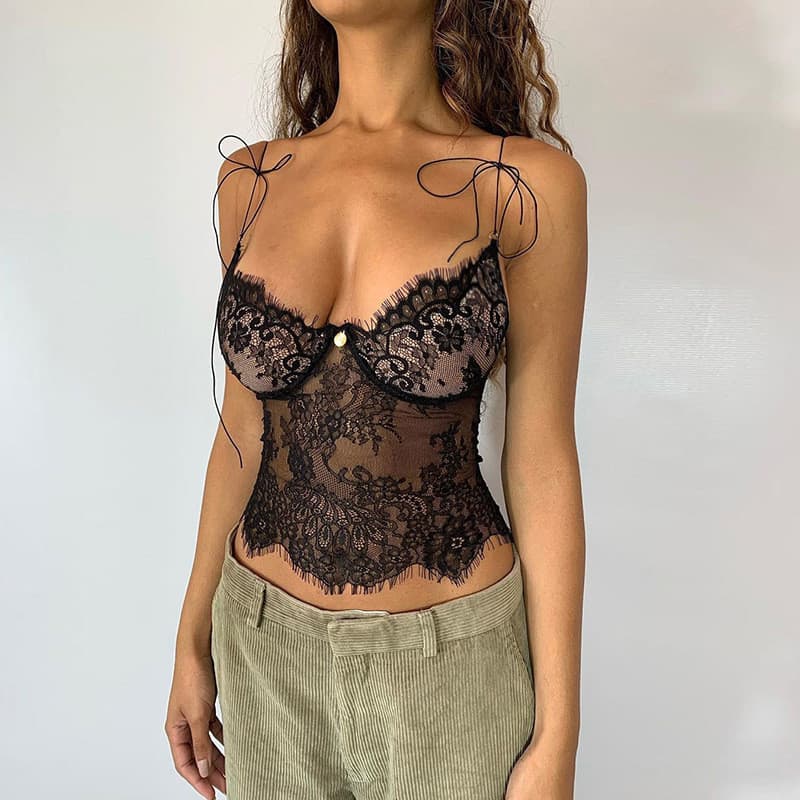 Camisola Feminina De Renda Com Corte Baixo E Decote Em V