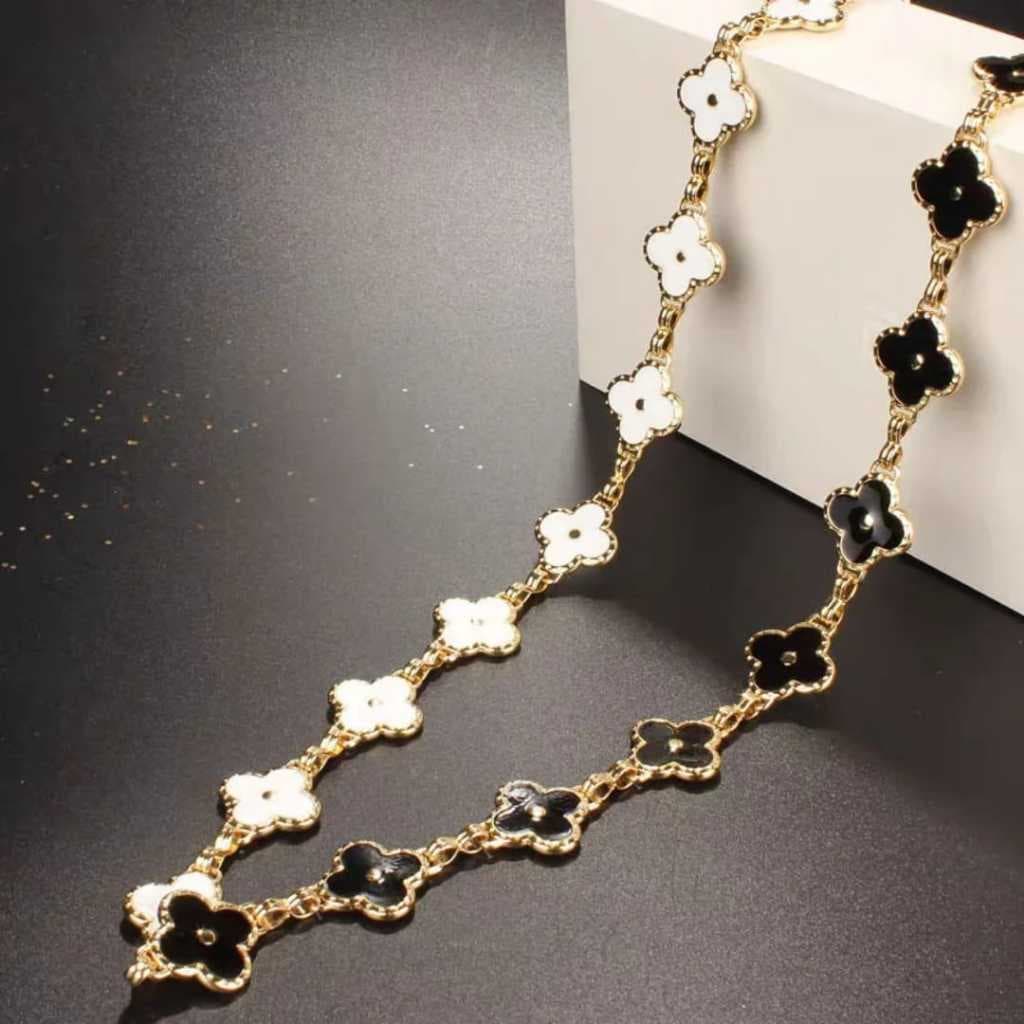 Cinto Corrente Trevo de Quatro Folhas em EsmalBanho Ouro Feminino,Cinto Decorativo Elegante para Vestidos e Looks